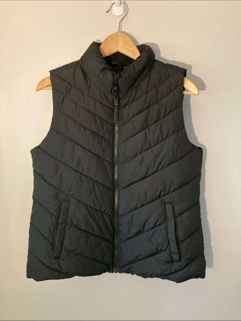 GAP Black Quilted Vest with Stand Collar